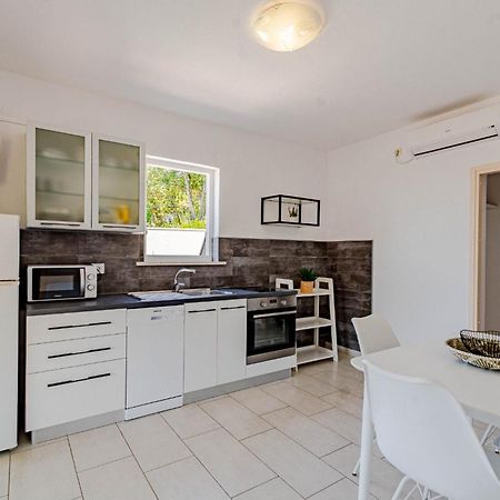 Seaside Apartments With A Swimming Pool Tri Zala, Korcula - 558 Zrnovo Exterior foto