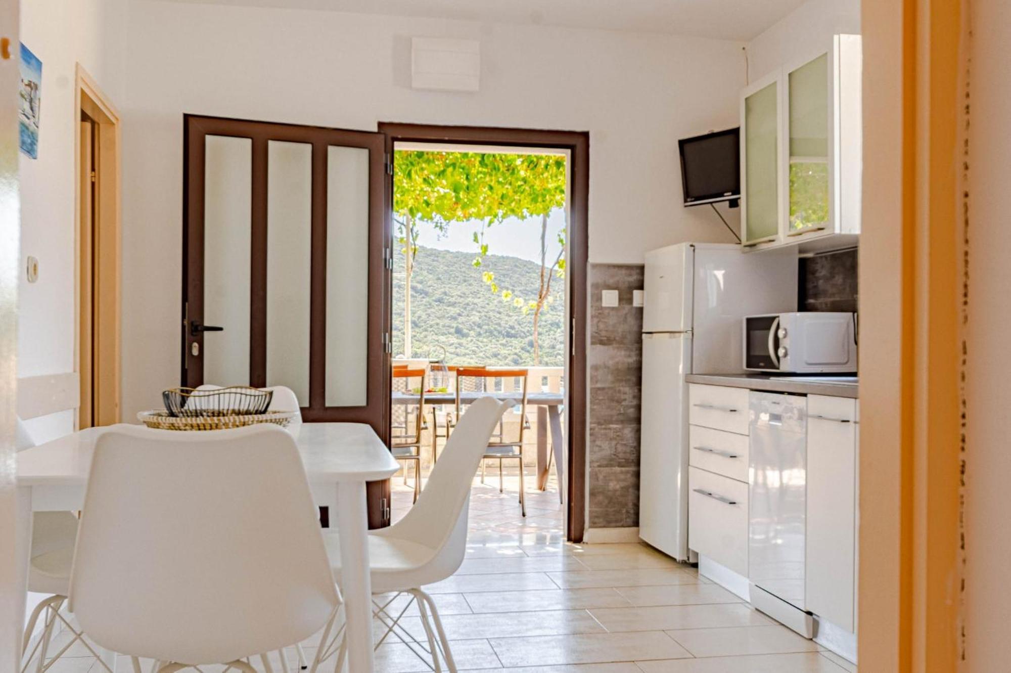 Seaside Apartments With A Swimming Pool Tri Zala, Korcula - 558 Zrnovo Habitación foto